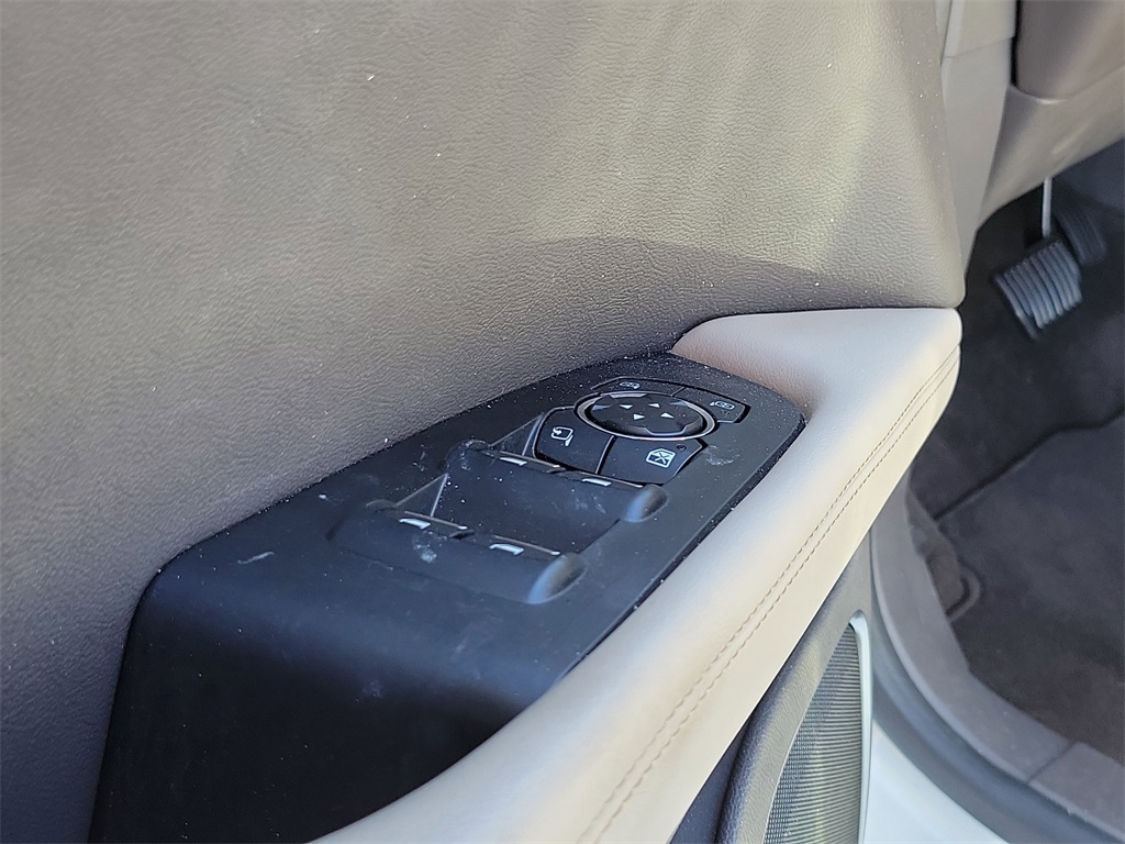 used 2022 Lincoln Nautilus car, priced at $36,998