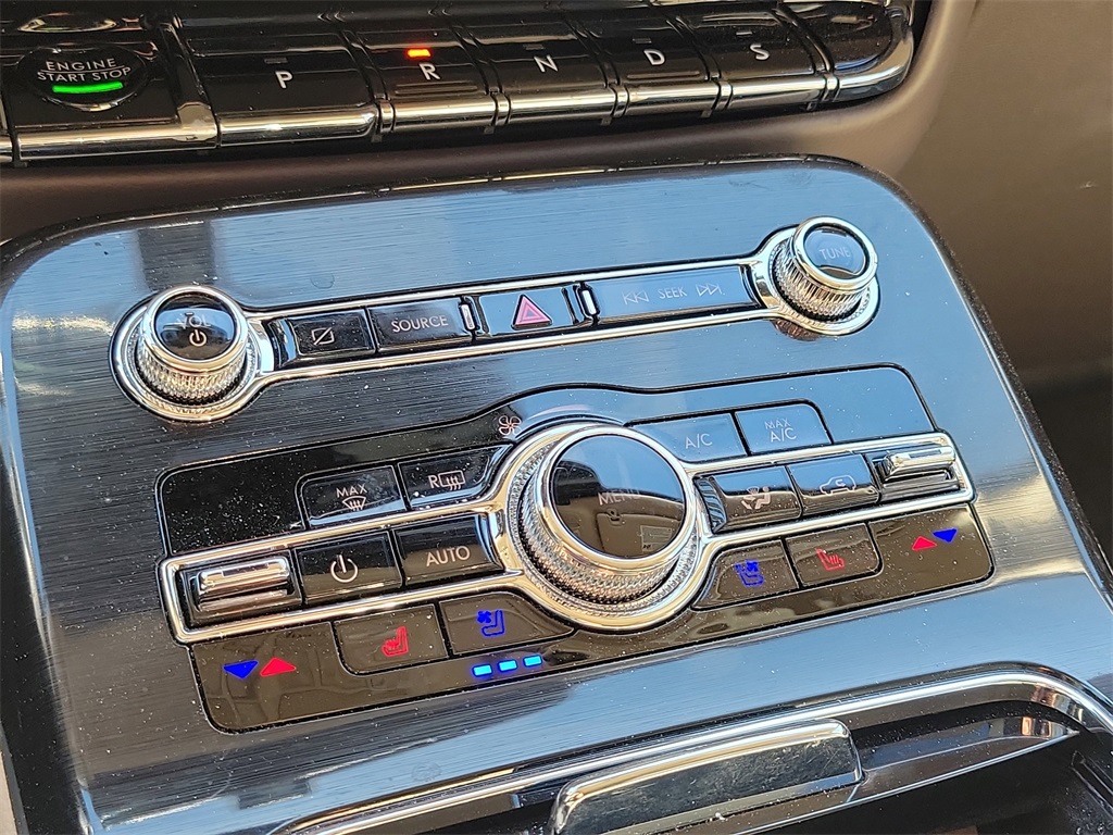 used 2022 Lincoln Nautilus car, priced at $36,998