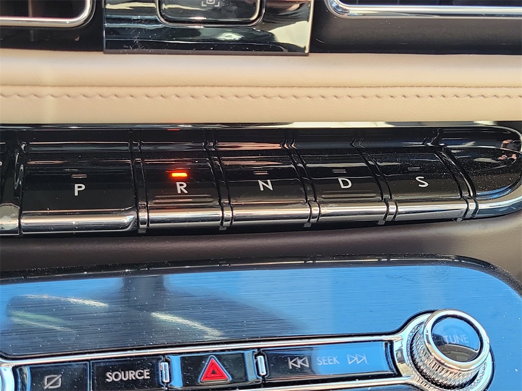 used 2022 Lincoln Nautilus car, priced at $36,998