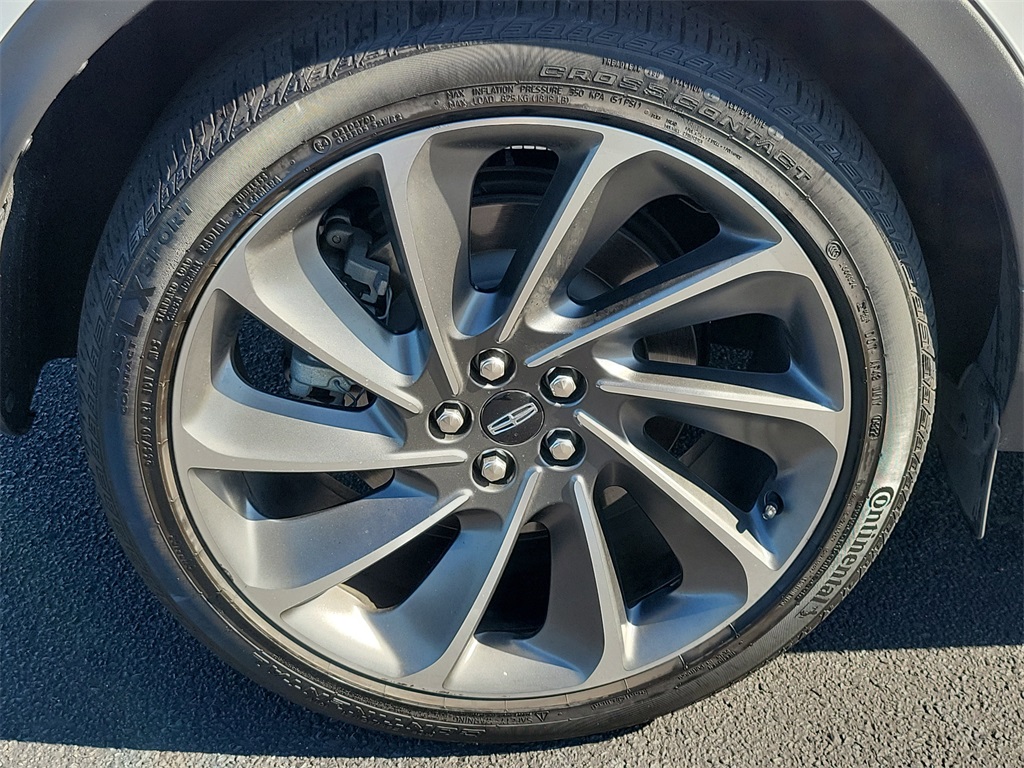 used 2022 Lincoln Nautilus car, priced at $36,998