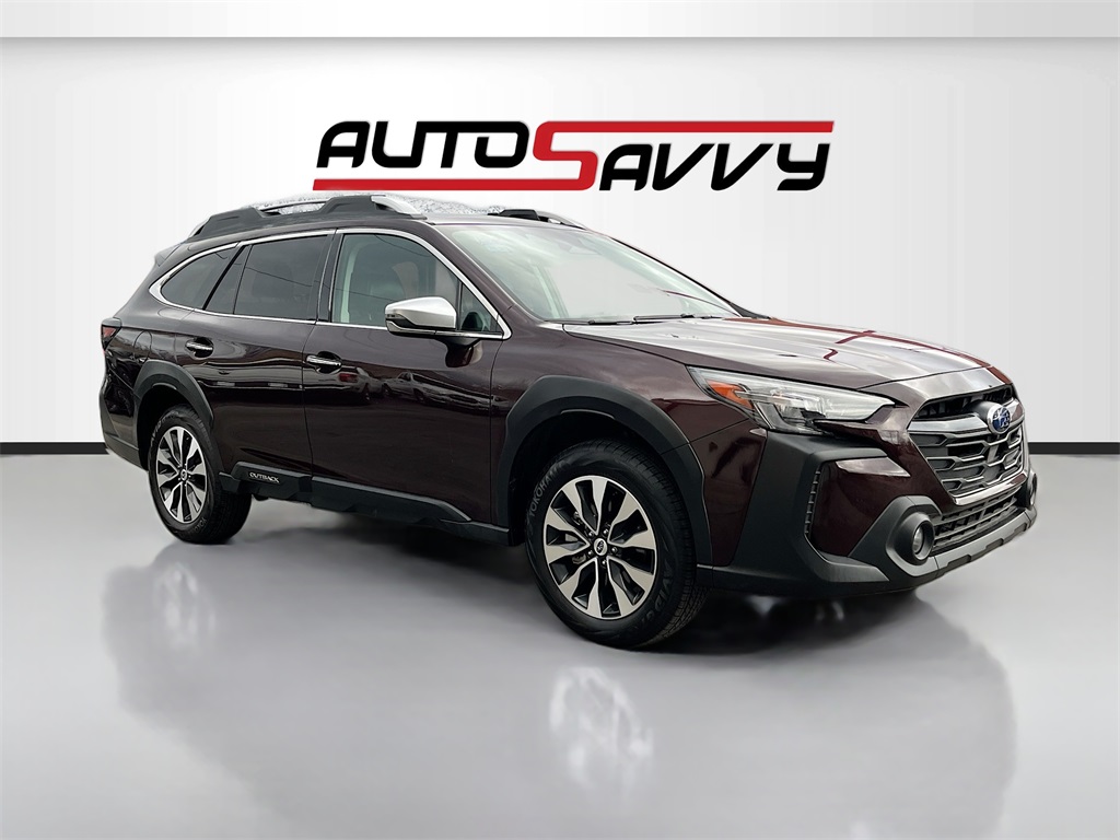 2024 Subaru Outback Touring's photo