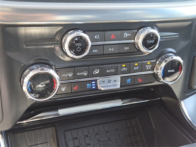 New 2025 Ford F-150 SuperCrew 6.5' Box Lariat