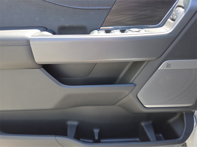 New 2025 Ford F-150 SuperCrew 6.5' Box Lariat