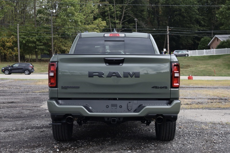 2026 Ram 1500 Laramie photo 4
