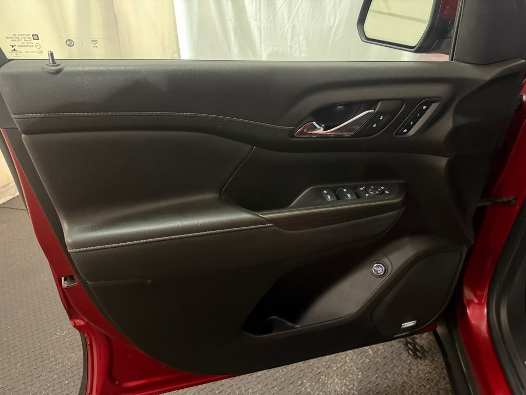 used 2023 GMC Acadia car, priced at $21,647