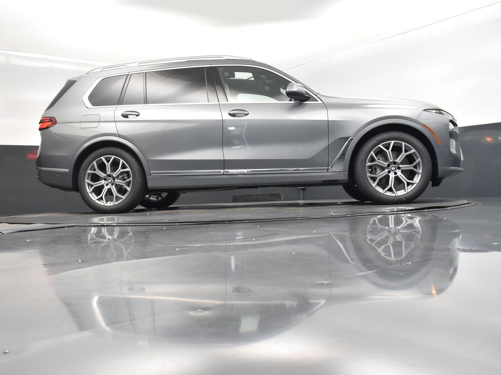 2026 Skyscraper Gray Metallic BMW X7 xDrive40i AWD SUV