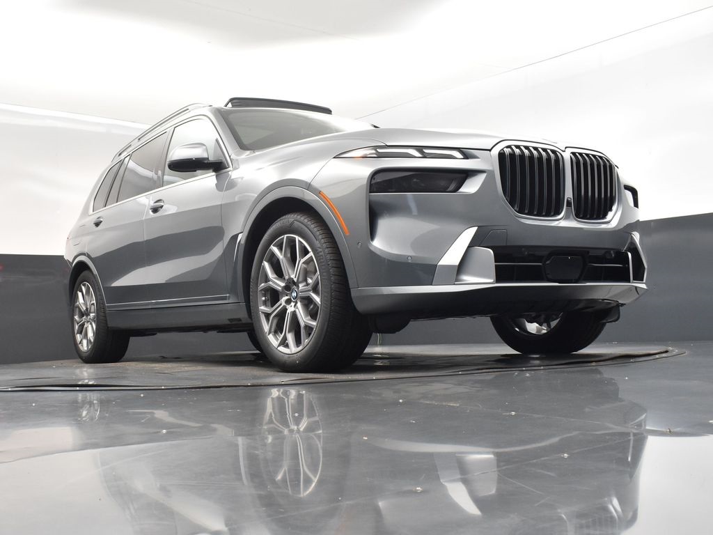 2026 Skyscraper Gray Metallic BMW X7 xDrive40i AWD SUV