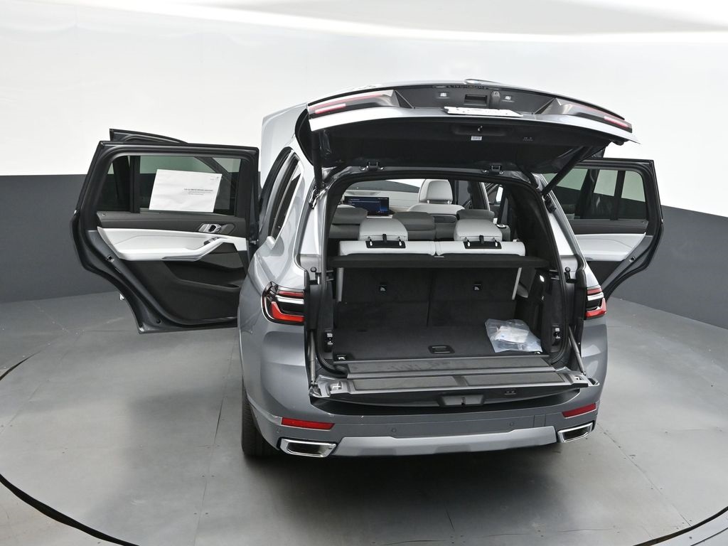 2026 Skyscraper Gray Metallic BMW X7 xDrive40i AWD SUV