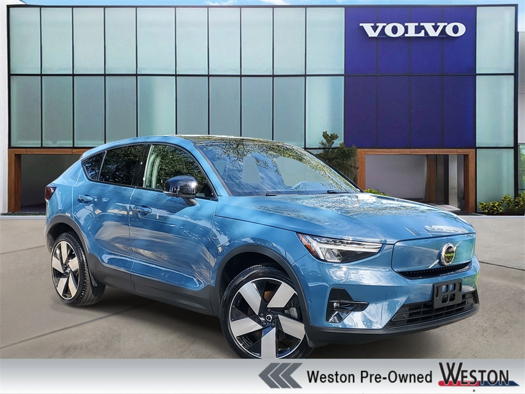 used 2023 Volvo C40 Recharge Pure Electric car, priced at $24,495