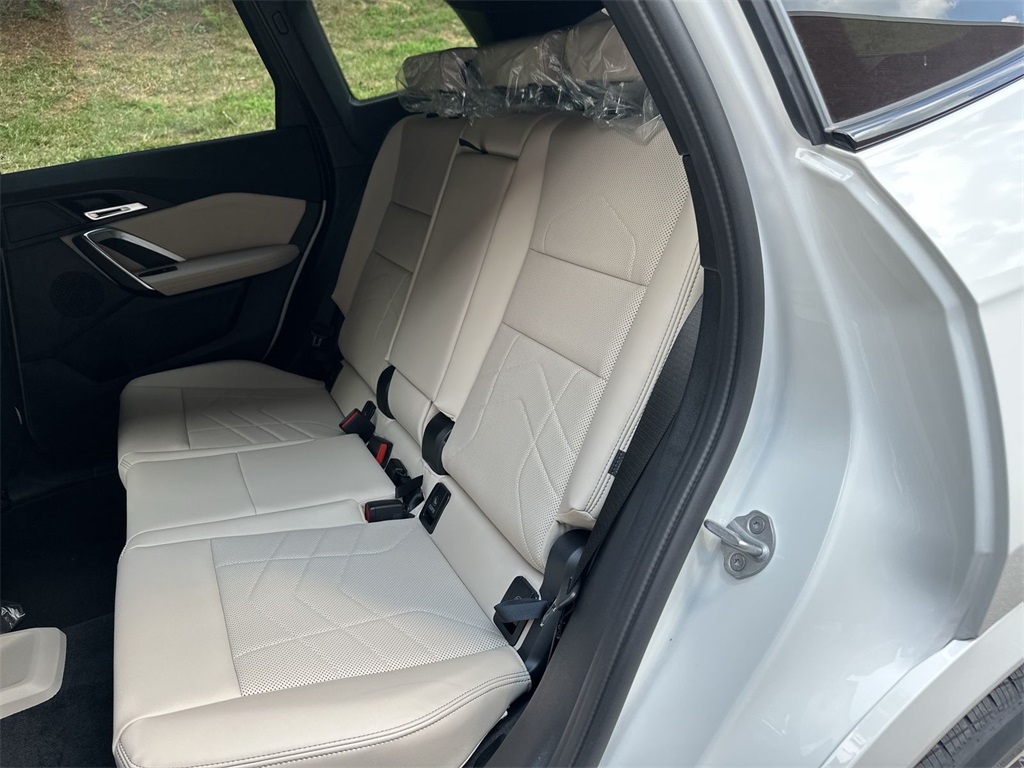 X1 xDrive28i