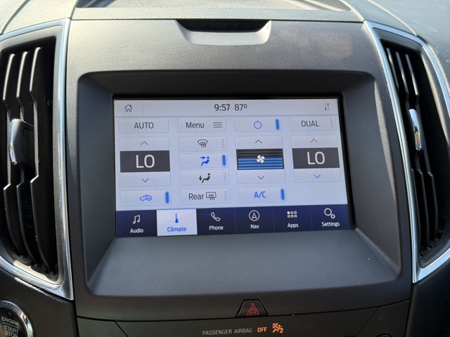 2020 Ford Edge Titanium