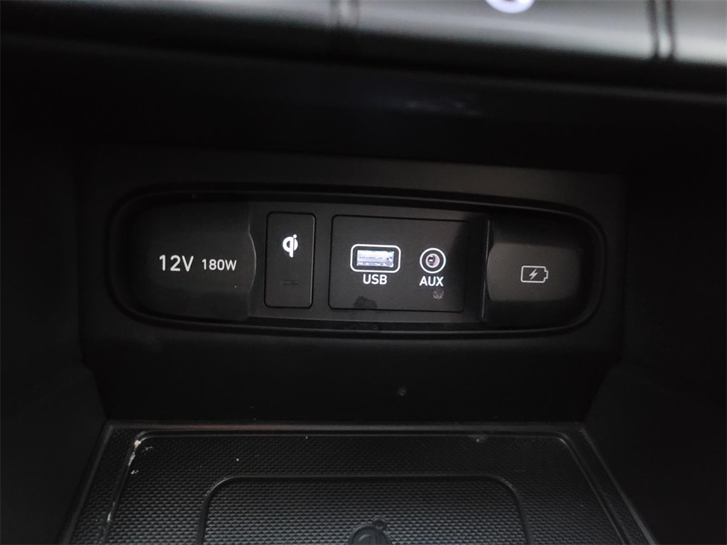 used 2020 Hyundai Santa Fe car, priced at $19,000