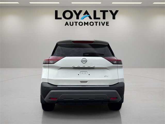 2023 Nissan Rogue SV photo 3
