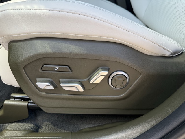 2025 Hyundai Santa Fe Calligraphy photo 14