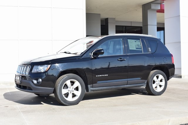 Used 2016 Jeep Compass Latitude with VIN 1C4NJDEBXGD663227 for sale in Quincy, IL