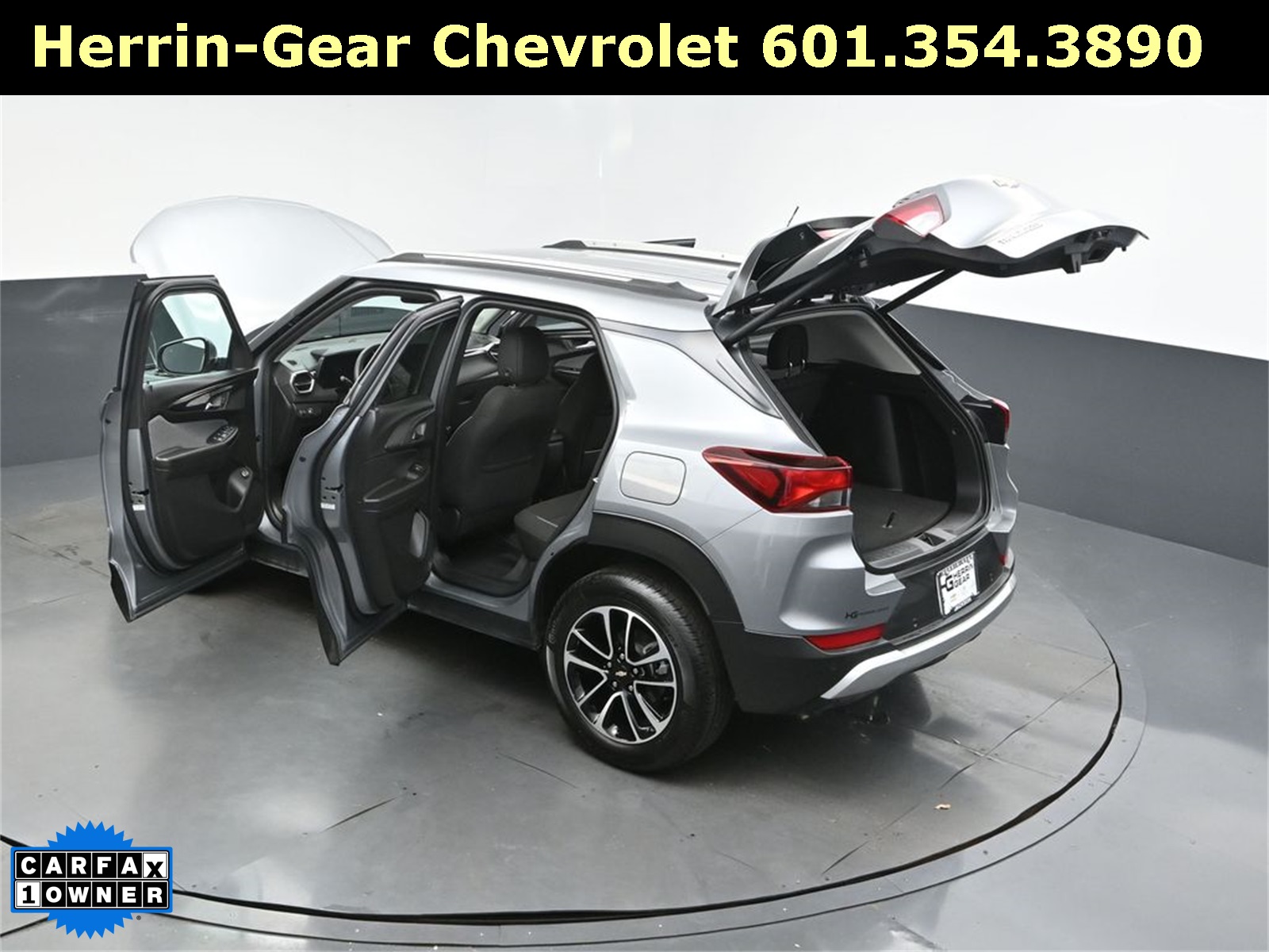 2024 Sterling Gray Metallic Chevrolet Trailblazer LT FWD SUV