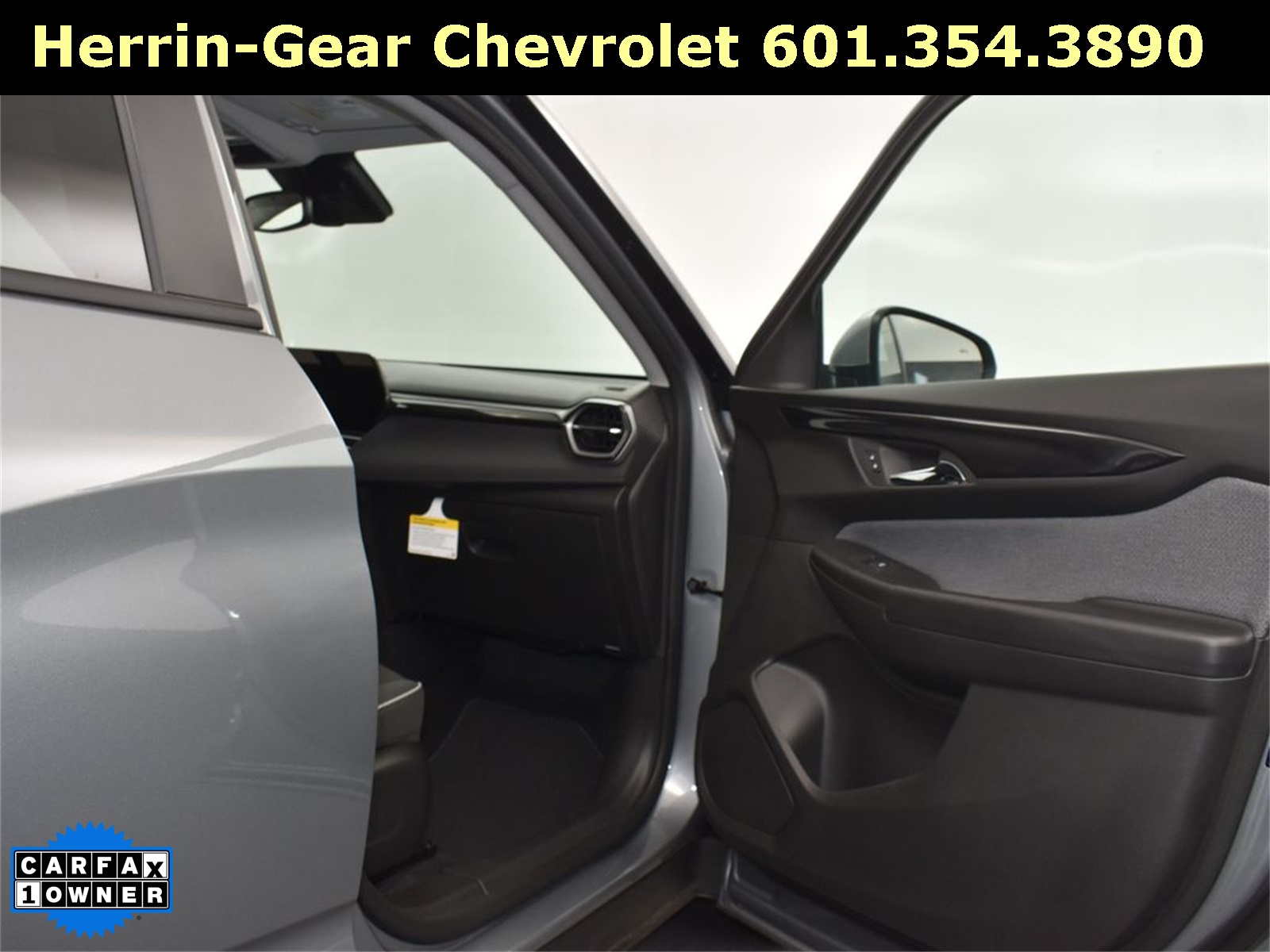 2024 Sterling Gray Metallic Chevrolet Trailblazer LT FWD SUV