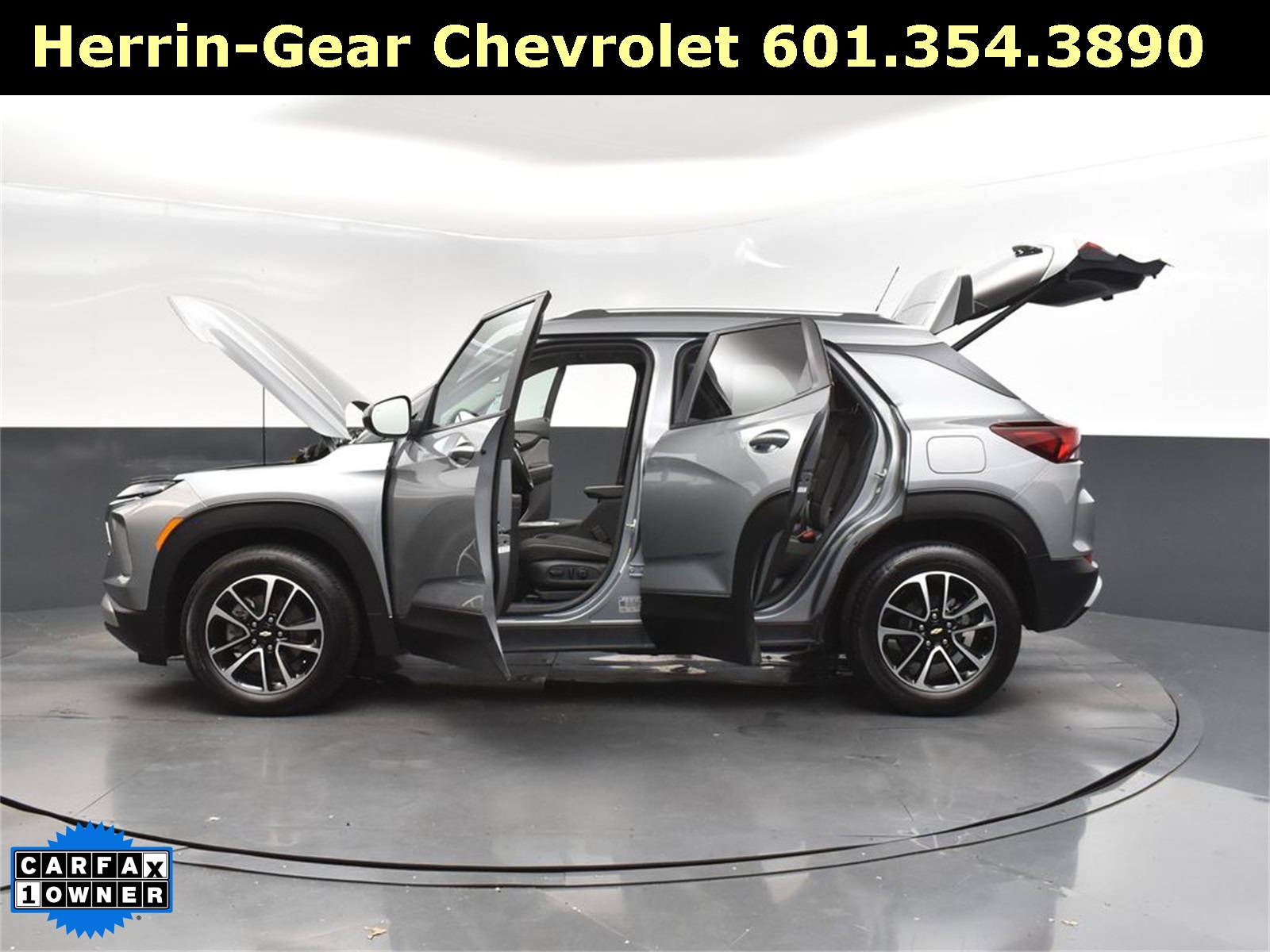 2024 Sterling Gray Metallic Chevrolet Trailblazer LT FWD SUV