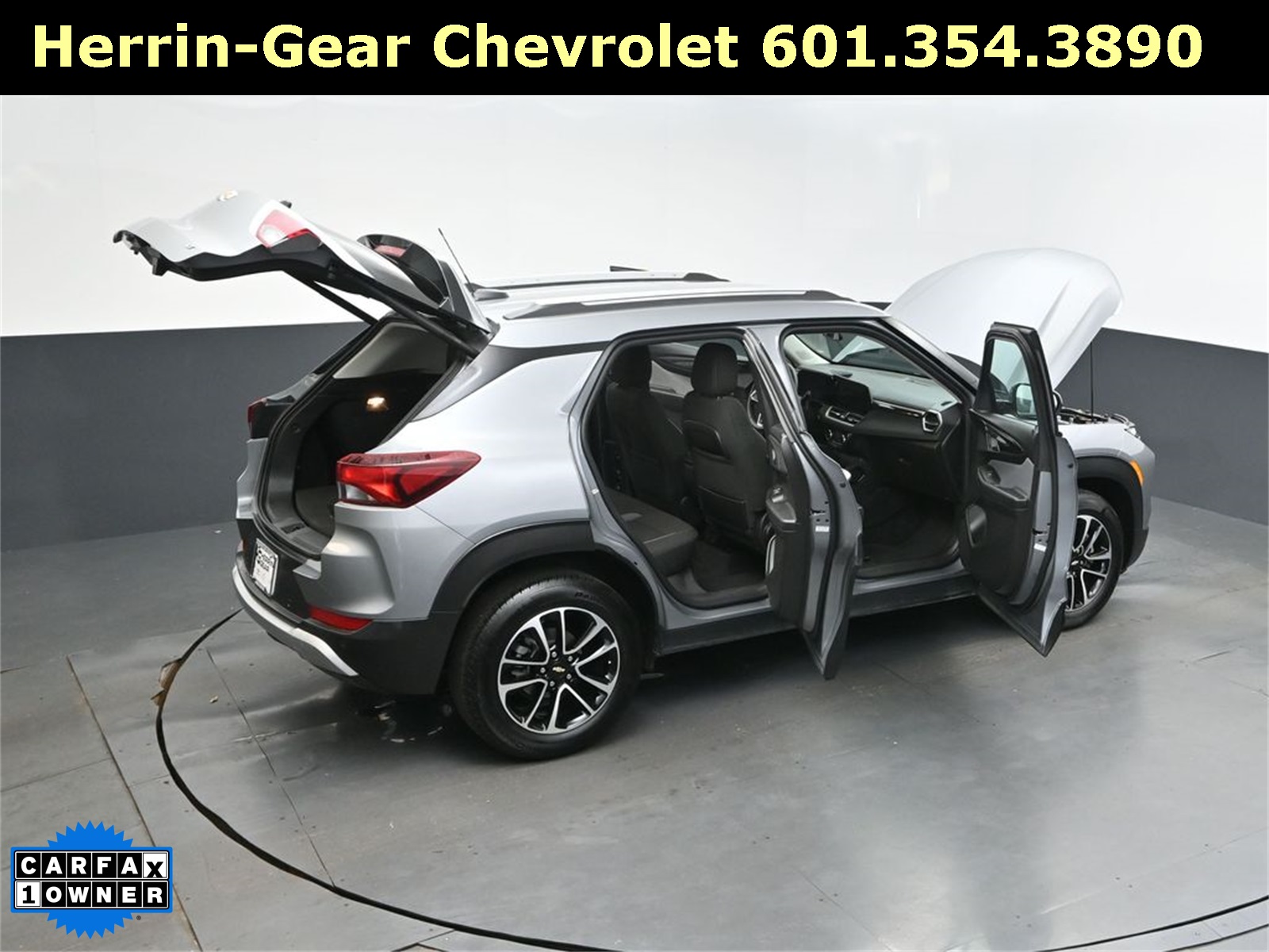 2024 Sterling Gray Metallic Chevrolet Trailblazer LT FWD SUV