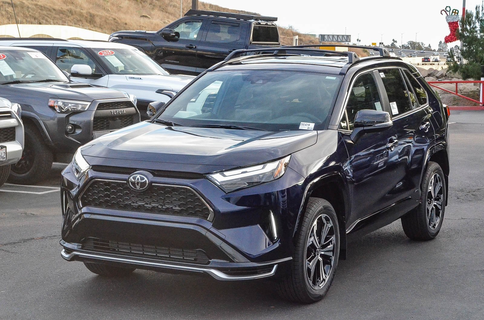 2025 Toyota RAV4 Prime XSE photo 3