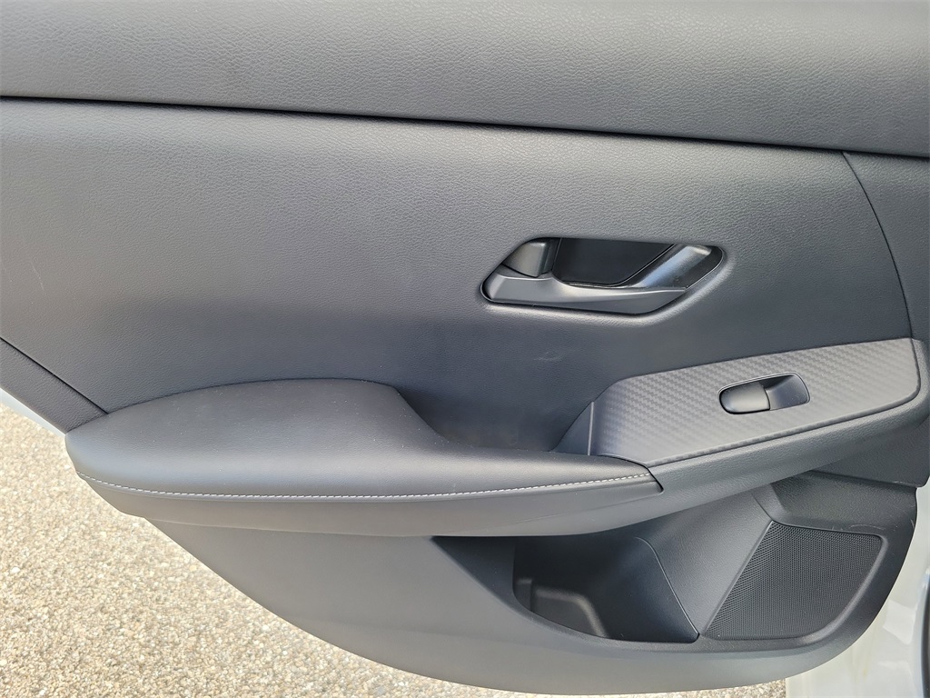 2024 Aspen White Tricoat Nissan Sentra SV FWD Sedan