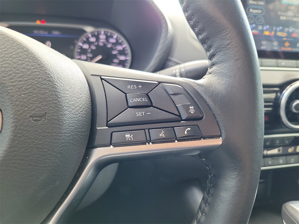 2024 Aspen White Tricoat Nissan Sentra SV FWD Sedan