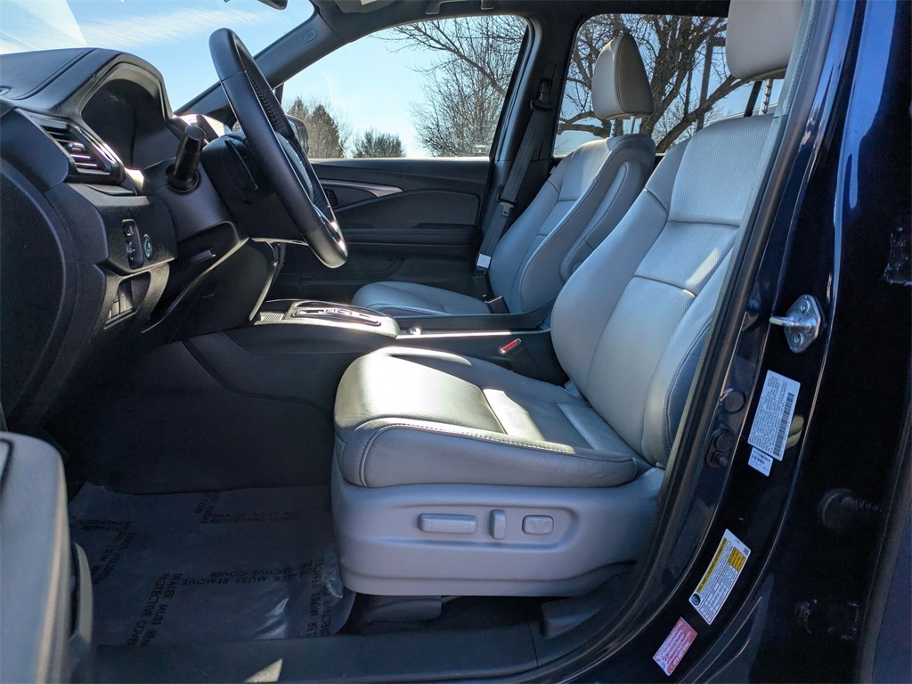 2023 Honda Passport EX-L Sport photo 13
