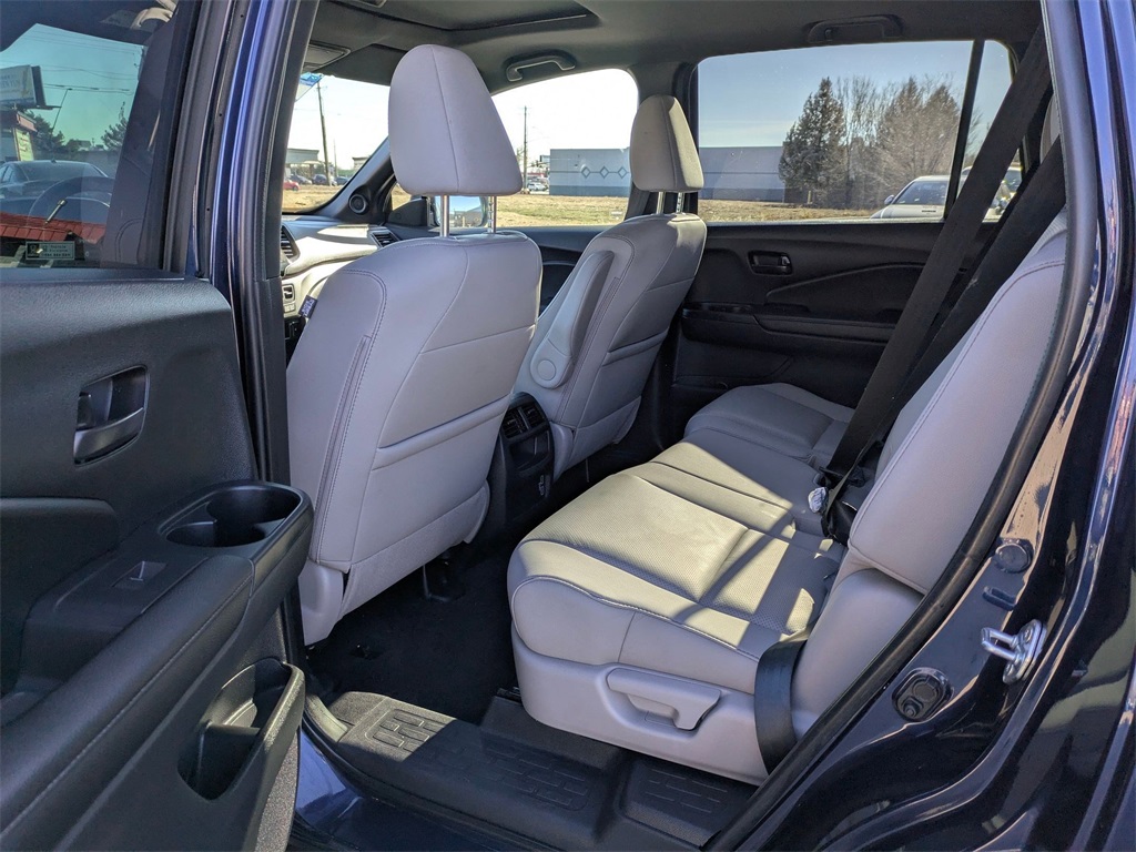 2023 Honda Passport EX-L Sport photo 22