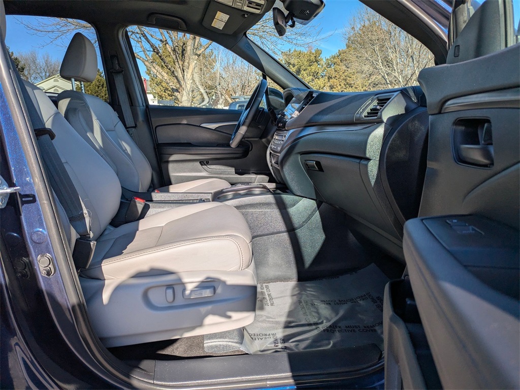 2023 Honda Passport EX-L Sport photo 28