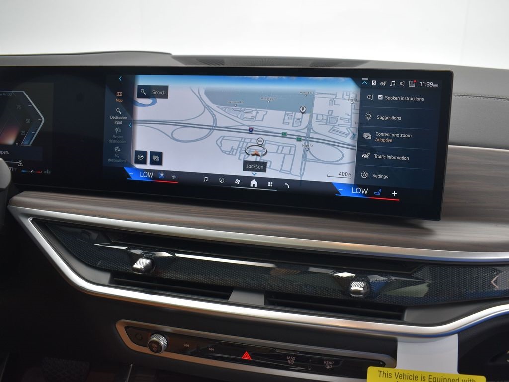 2025 Mineral White Metallic BMW X7 xDrive40i AWD SUV