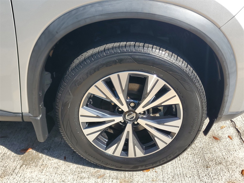 used 2021 Nissan Rogue car, priced at $17,946