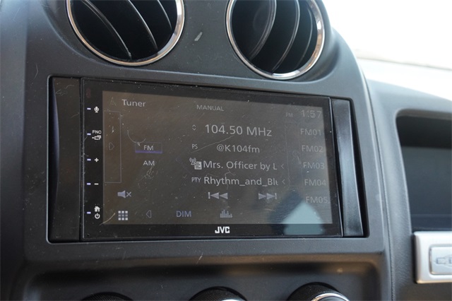 2015 Jeep Compass Sport photo 21
