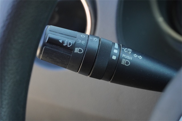 2015 Jeep Compass Sport photo 27