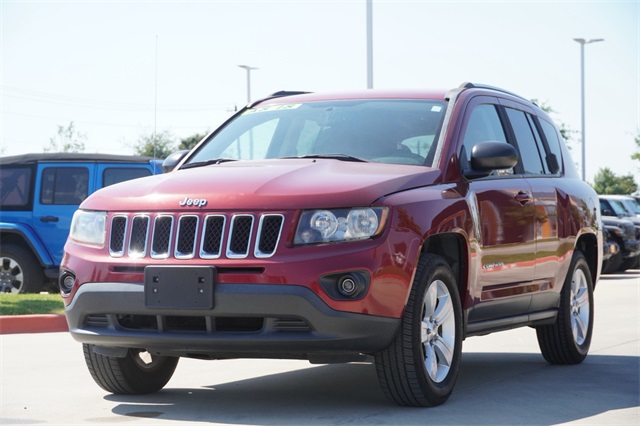 2015 Jeep Compass Sport photo 3