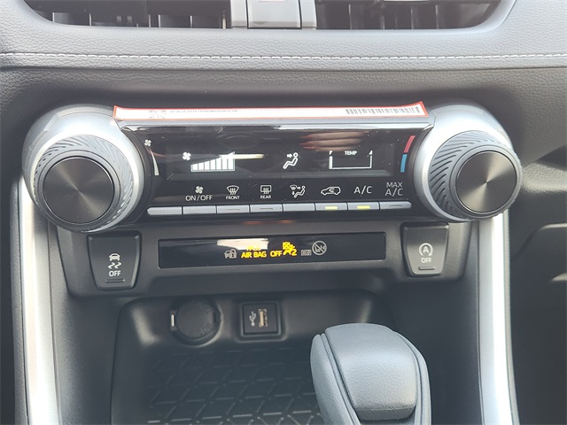 2025 Toyota RAV4 LE photo 11