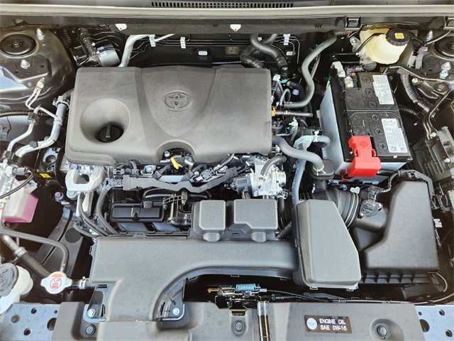 2025 Toyota RAV4 LE photo 18