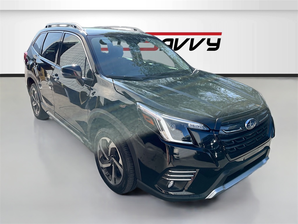 2023 Subaru Forester Touring's photo