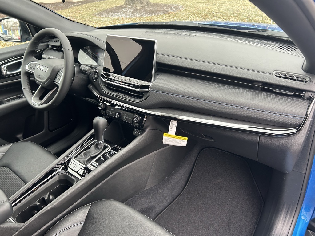 new 2026 Jeep Compass car, priced at $29,999