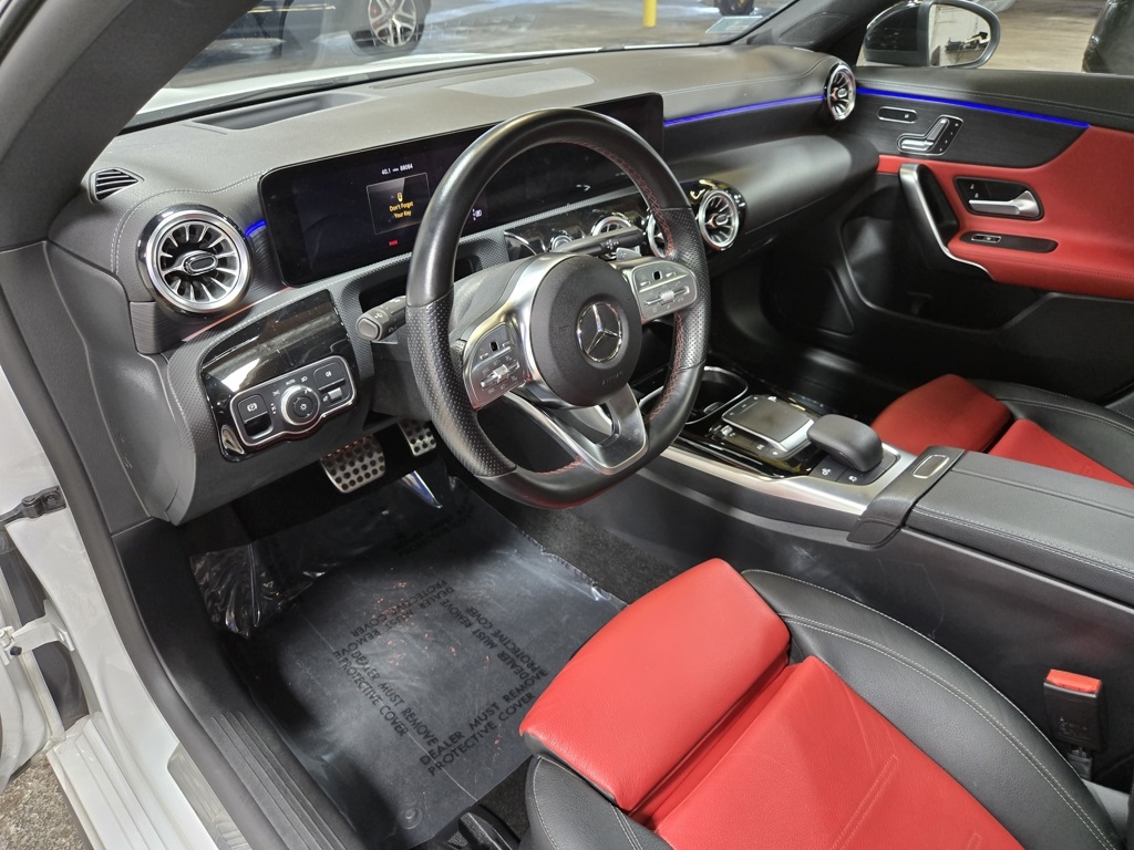 2022 Mercedes Benz CLA 35 AMG photo 12