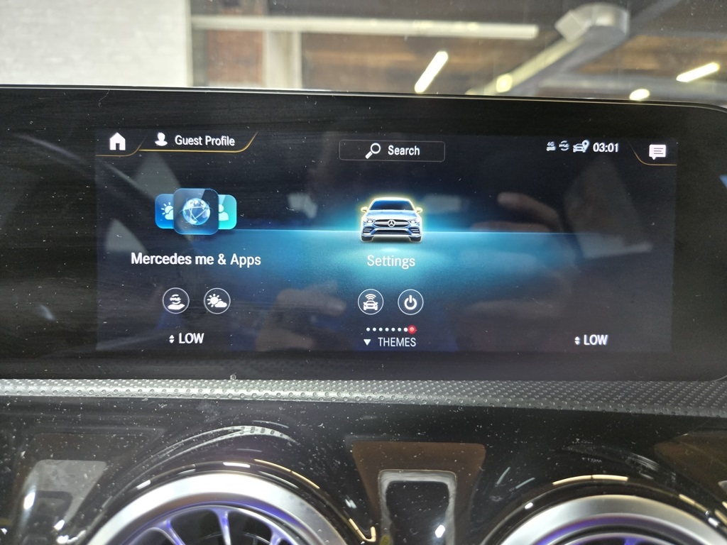2022 Mercedes Benz CLA 35 AMG photo 24