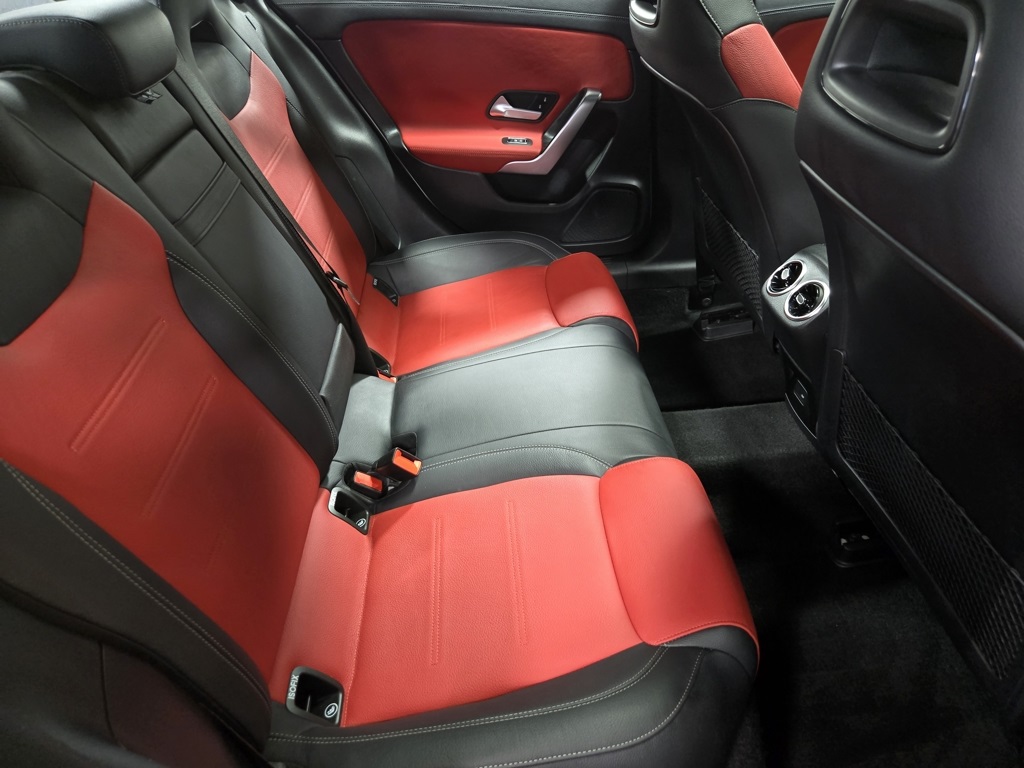 2022 Mercedes Benz CLA 35 AMG photo 48