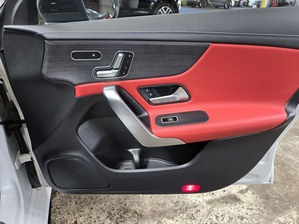 2022 Mercedes Benz CLA 35 AMG photo 50