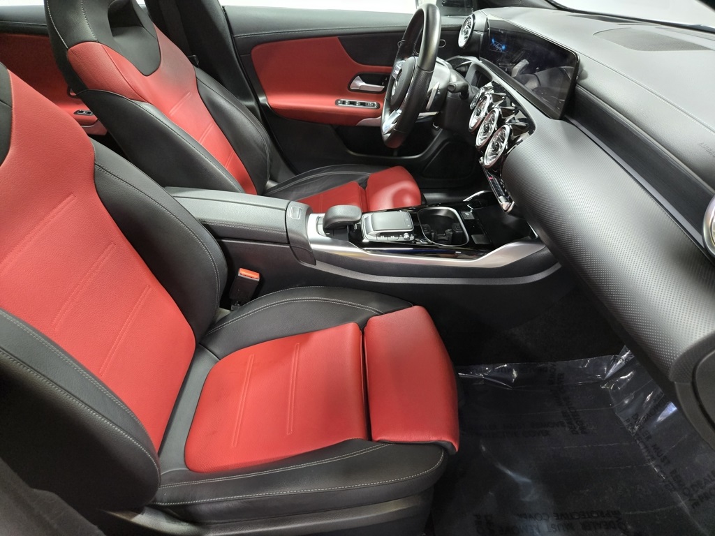 2022 Mercedes Benz CLA 35 AMG photo 51