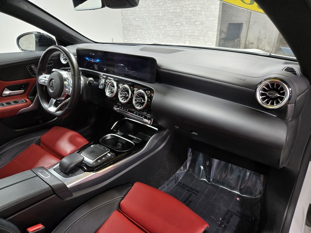 2022 Mercedes Benz CLA 35 AMG photo 54