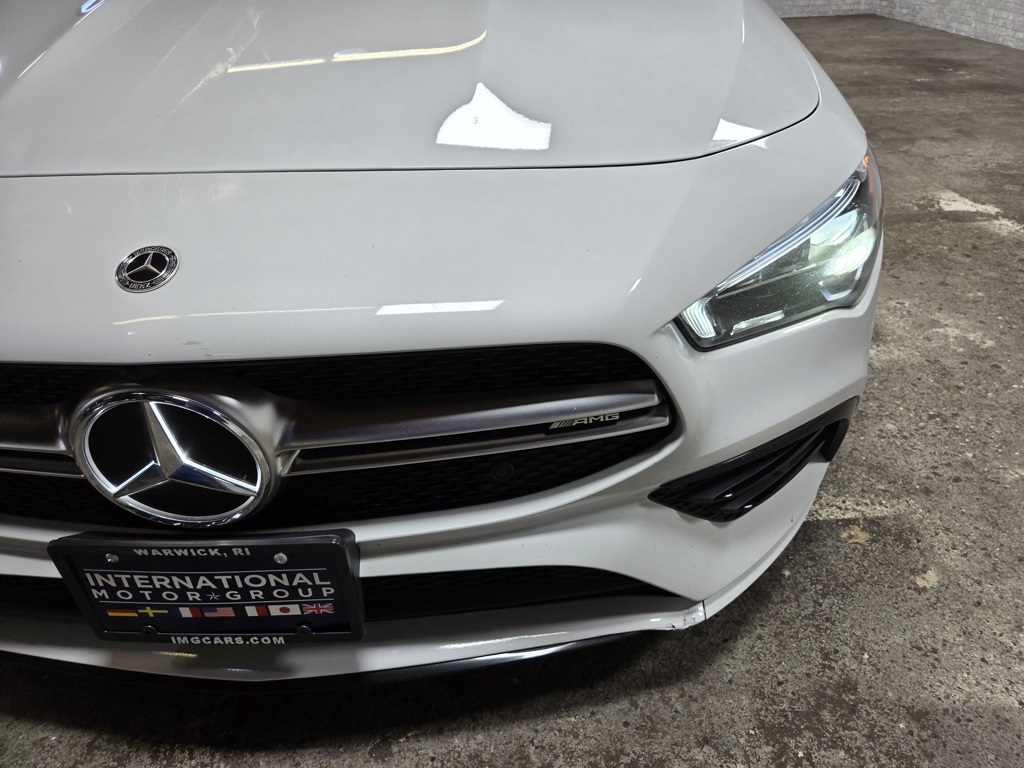 2022 Mercedes Benz CLA 35 AMG photo 5