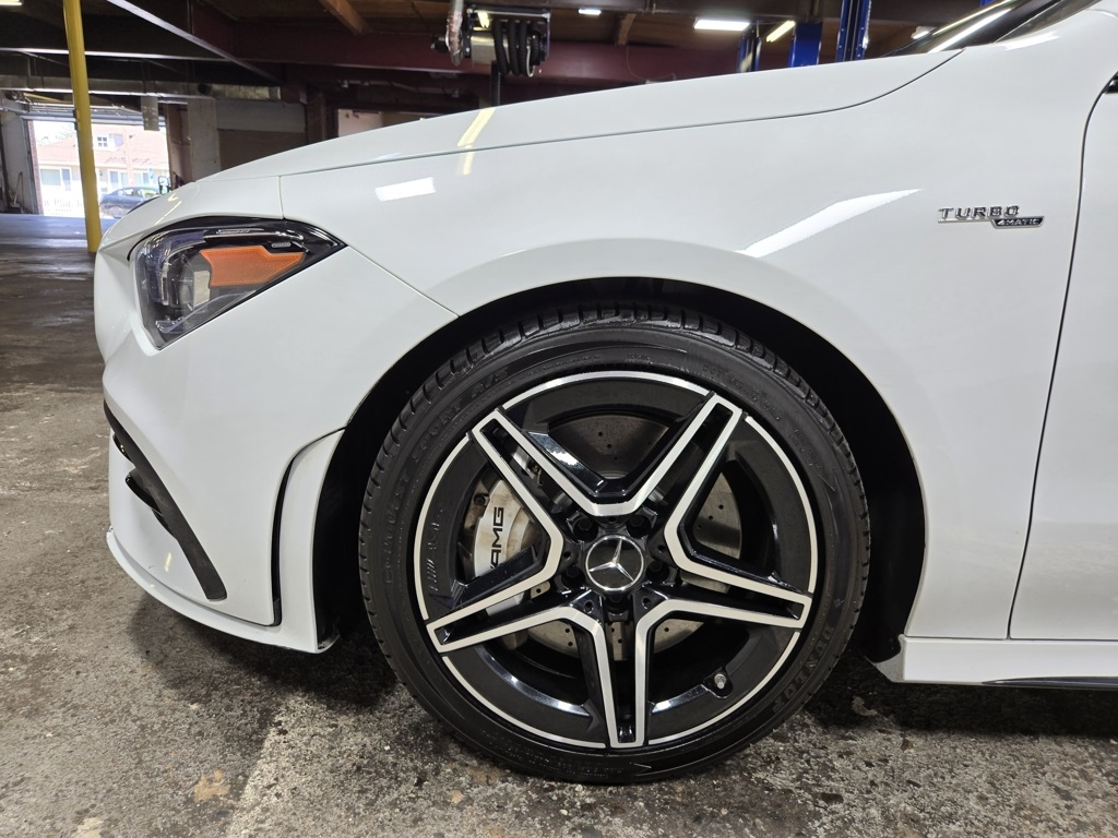 2022 Mercedes Benz CLA 35 AMG photo 57