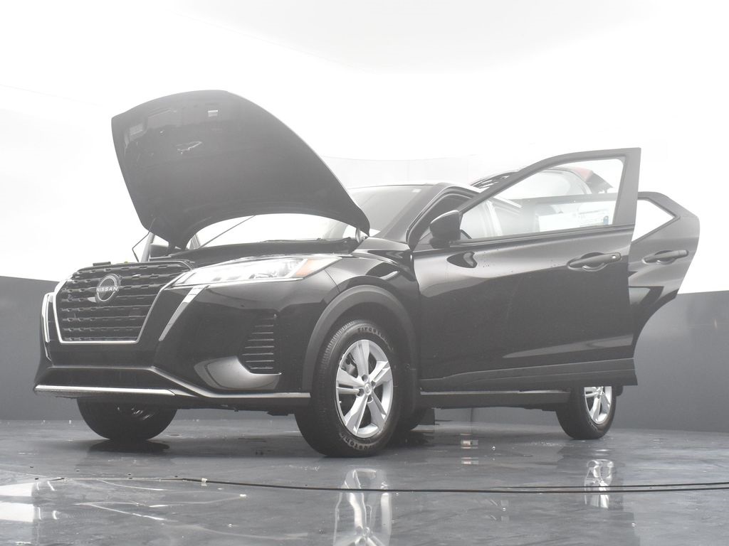 2025 Nissan Kicks Play S photo 33