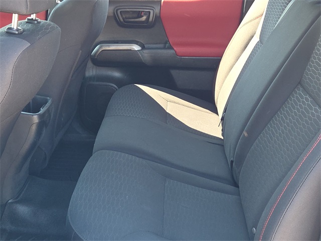 2016 Toyota Tacoma SR5 Double Cab photo 14