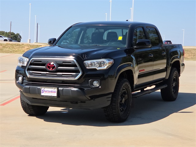 2016 Toyota Tacoma SR5 Double Cab photo 3