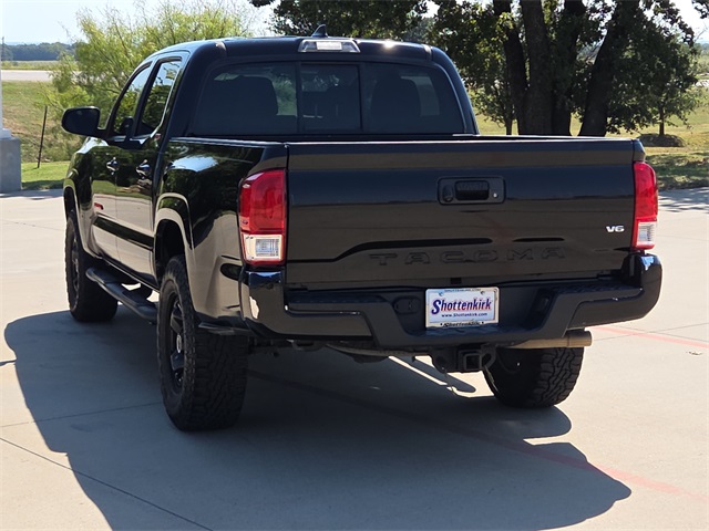 2016 Toyota Tacoma SR5 Double Cab photo 6